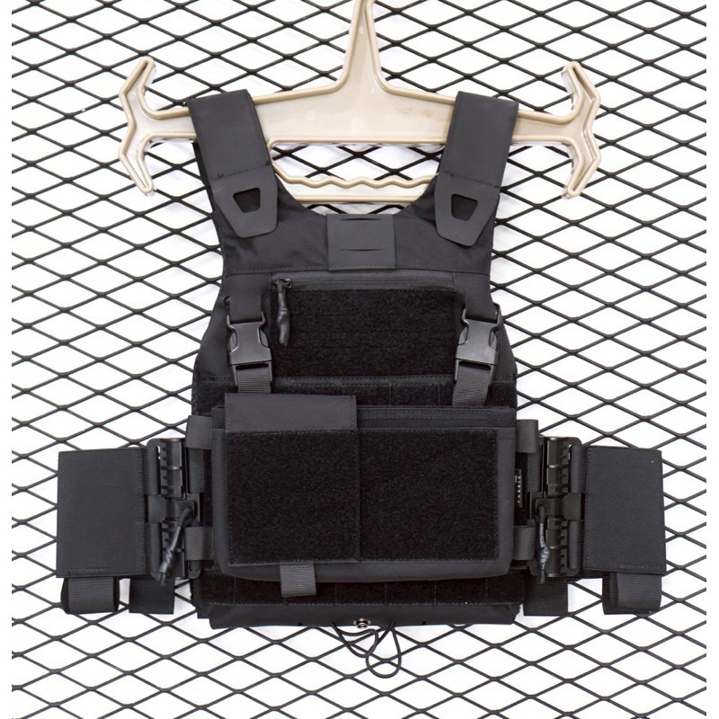 เสื้อเกราะ FCSK 3.1 Laser Cut Plate Carrier ( Cordura 500D ) ดำ/พรางดำ (แถมฟรีรองบ่า 1คู่)