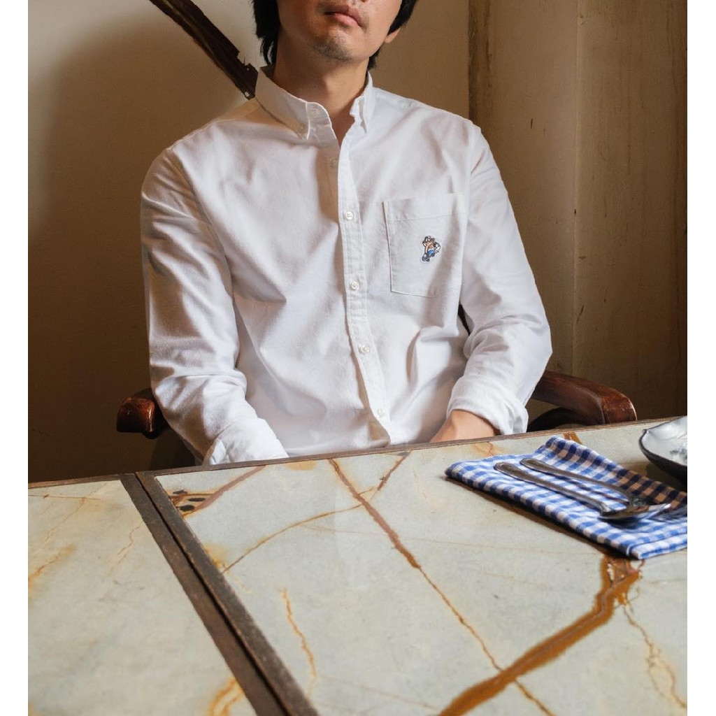 era-won เสื้อเชิ้ต ทรงปกติ Oxford Shirt collection “ART TOY" แขนยาว คอปก สี White