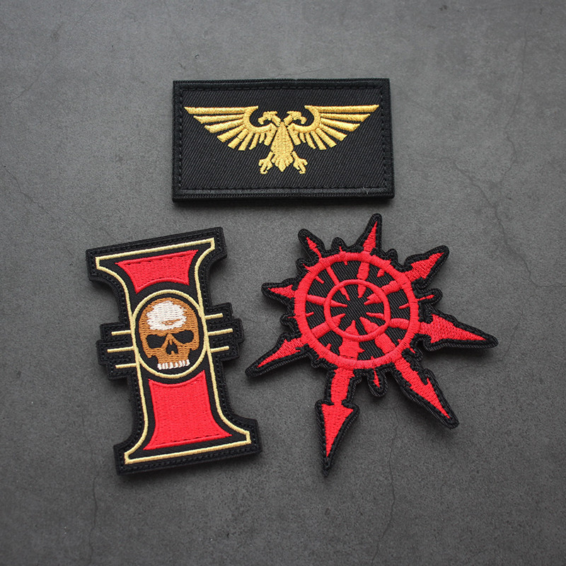 Warhammer 40K Empire Double-Headed Eagle Morale Badge ด้ายโลหะเย็บปักถักร้อยเงา Velcro สติกเกอร์สำหรับกระเป๋าเป้และยุธวิธีเสื้ากั๊ก