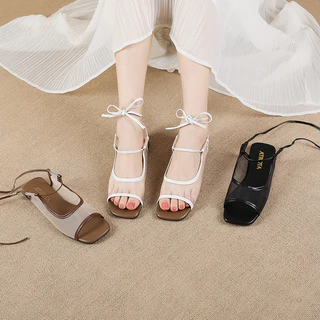 [พร้อมส่ง] รองเท้าแซนเดิลผู้หญิง รุ่นใหม่ 2026 หนังนิ่ม ใส่สบายไม่กัดเท้า ระบายอากาศดี ดีไซน์ผ้ามุ้ง สไตล์เกาหลี ใส่เที่ยวสงกรานต์/ไปคาเฟ่