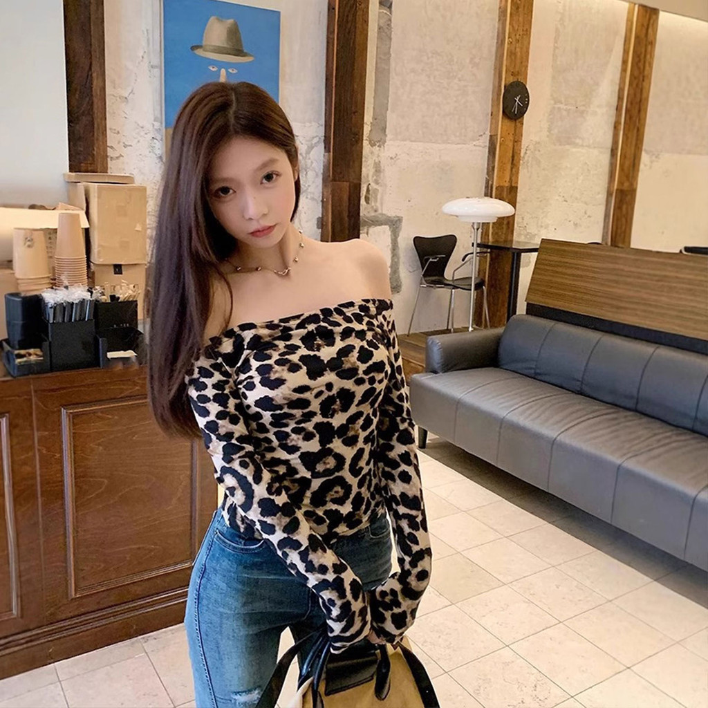 เสื้อยืดแขนยาว สไตล์ชิค ไหล่เปิด คอปาด