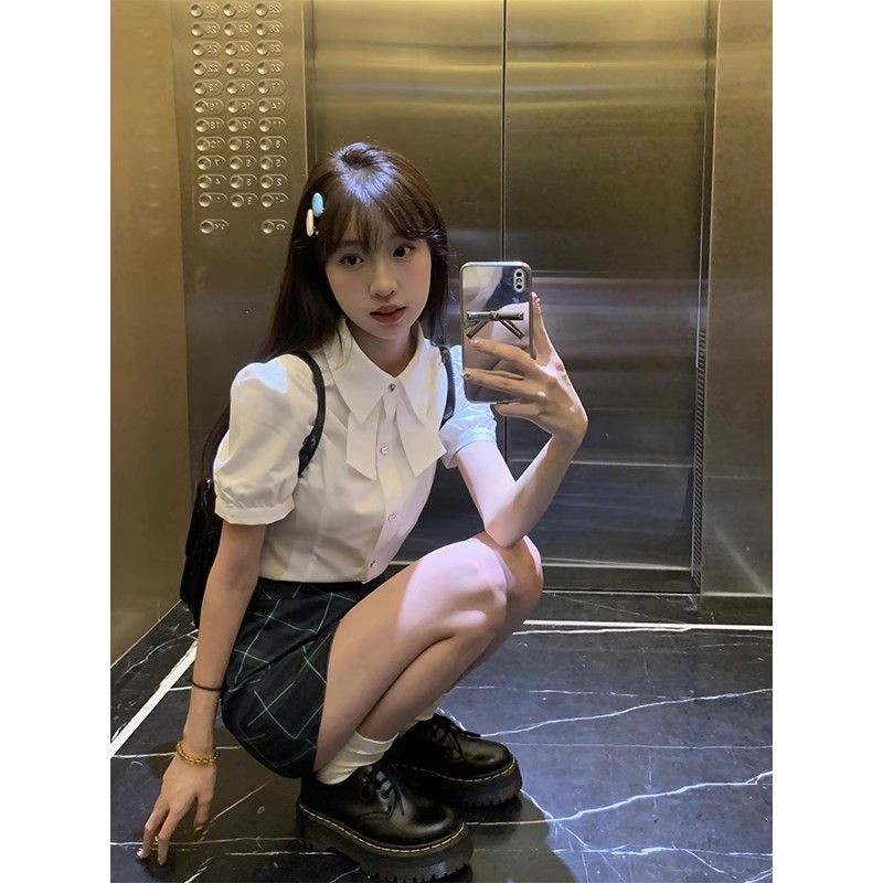 LINNA สีทึบ วินเทจ แขนสั้น เสื้อเชิ้ต สไตล์ใหม่