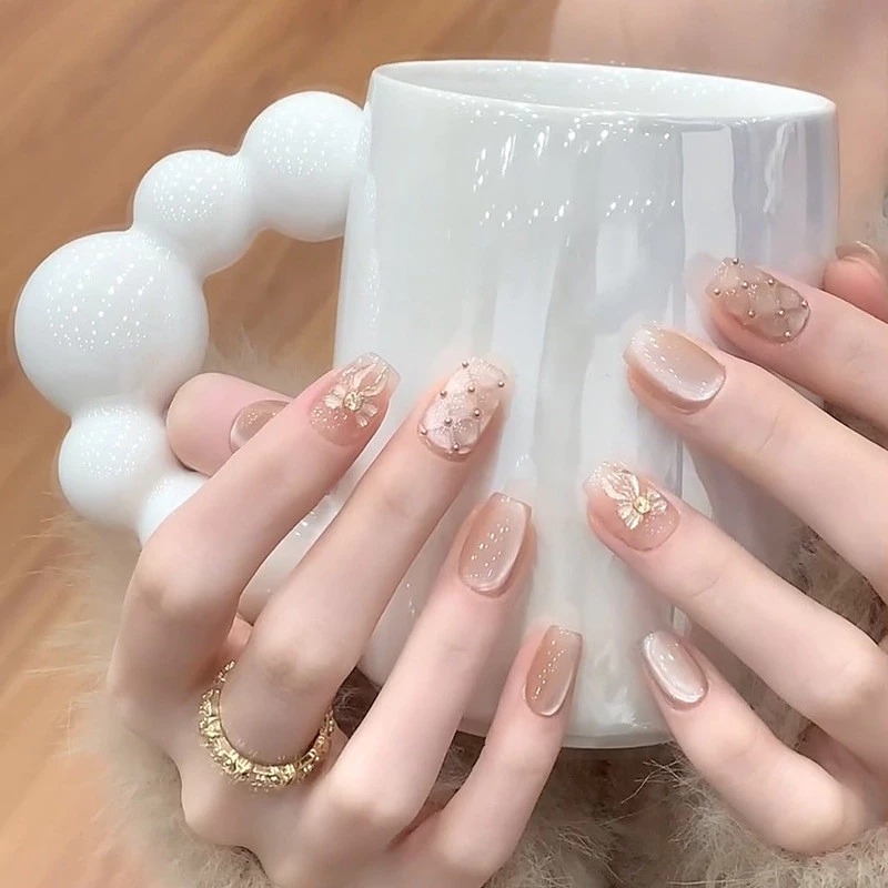 [กาวฟรี] เล็บปลอมแบบมีกาวแถมฟรี ความยาวสั้น ดีไซน์น่ารัก