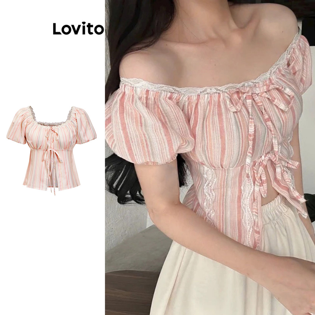 Lovito เสื้อเบลาส์ พิมพ์ลายลูกไม้ น่ารัก แบบเรียบ สําหรับผู้หญิง LBA82023