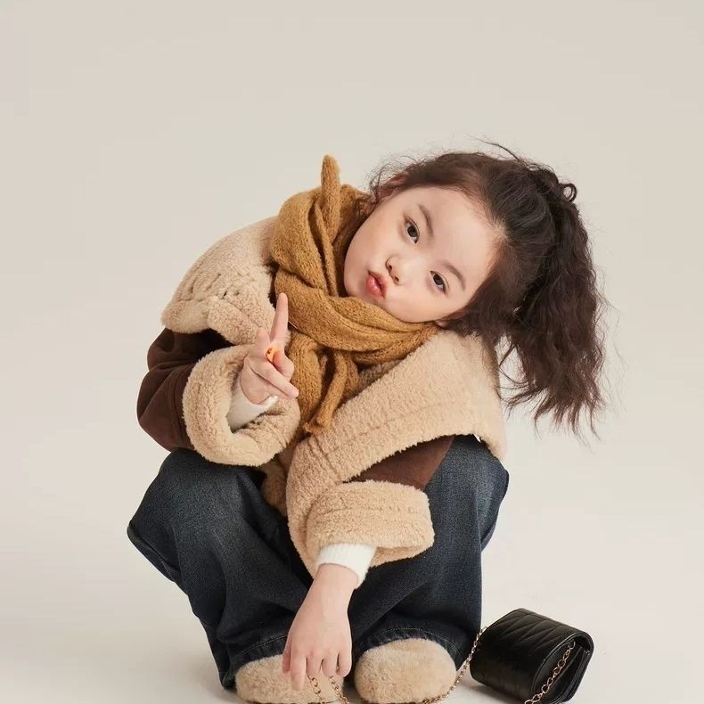 ฤดูหนาวใหม่ - ขนสัตว์เด็กเสื้อผ้าสําหรับเด็กผู้หญิงพับเพิ่มผ้ากํามะหยี่หนาเสื้อโค้ทที่อบอุ่น - รูปที่ 5