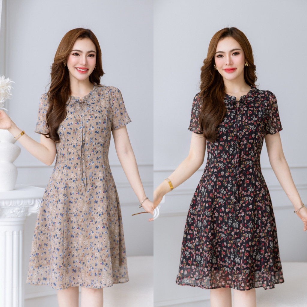 477-05-06 คอโบว์เดซี่ดำ กาแฟ ดีเทลคอจีบผูกโบว์ ทรงสวยเรียบง่ายมินิมอล สดใสด้วยลายดอกสวยลงตัว เป็นซิปหลัง มีซับใน