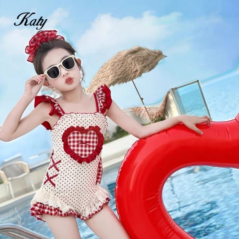 พร้อมสต็อก 2026 ชุดว่ายน้ําสาวเจ้าหญิงสไตล์ใหม่ Bow Love Quick-Drying ชุดว่ายน้ํา Sweet Beach Swimเสื้อผ้าเด็กผู้หญิง