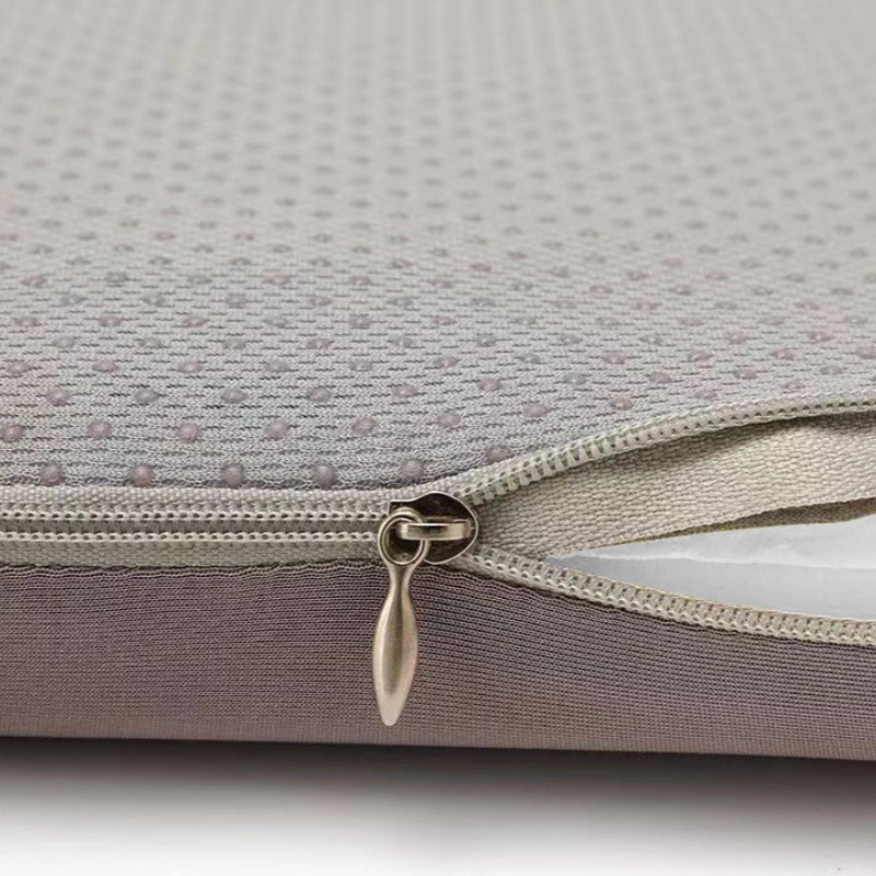 เบาะรองนั่ง พร้อมเชือกคล้องเก้าอี้ เบาะรองนั่งทรงสีเหลี่ยม หนานุ่มนั่งสบาย มีซิป เปลี่ยนซักได้ค่ะ G3432 - รูปที่ 4