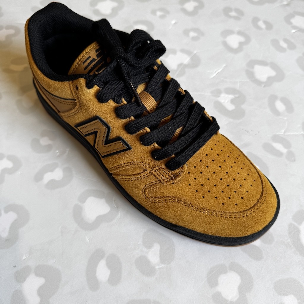 NB NUMERIC - 480 (GDT Tobacco/Black) รองเท้าสเก็ต