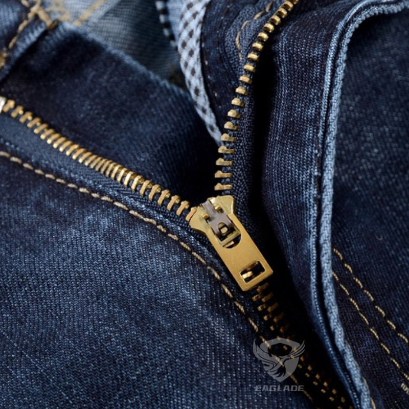 Eaglade กางเกงยีนส์ผ้ายืดลําลองสีน้ําเงินเข้ม 816 C03