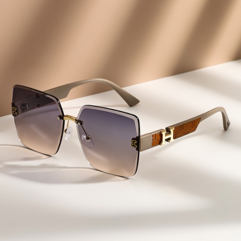 Designer Square Frame แว่นตากันแดดสําหรับผู้หญิง Beach Gradient Frameless แว่นตากันแดดป้องกันรังสี Shades