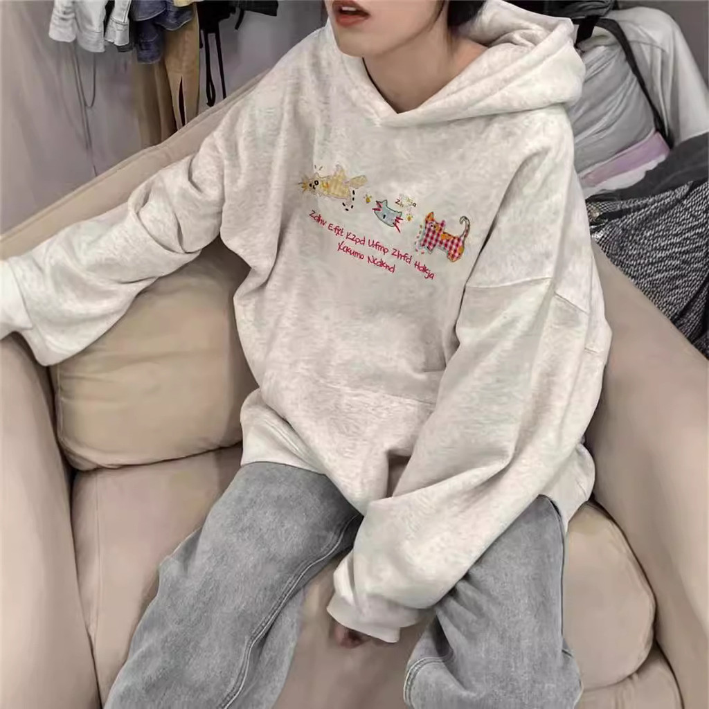 ใหม่เสื้อสเวตเตอร์คลุมด้วยผ้าผู้หญิงพิมพ์รอบคอหลวมสบายๆ