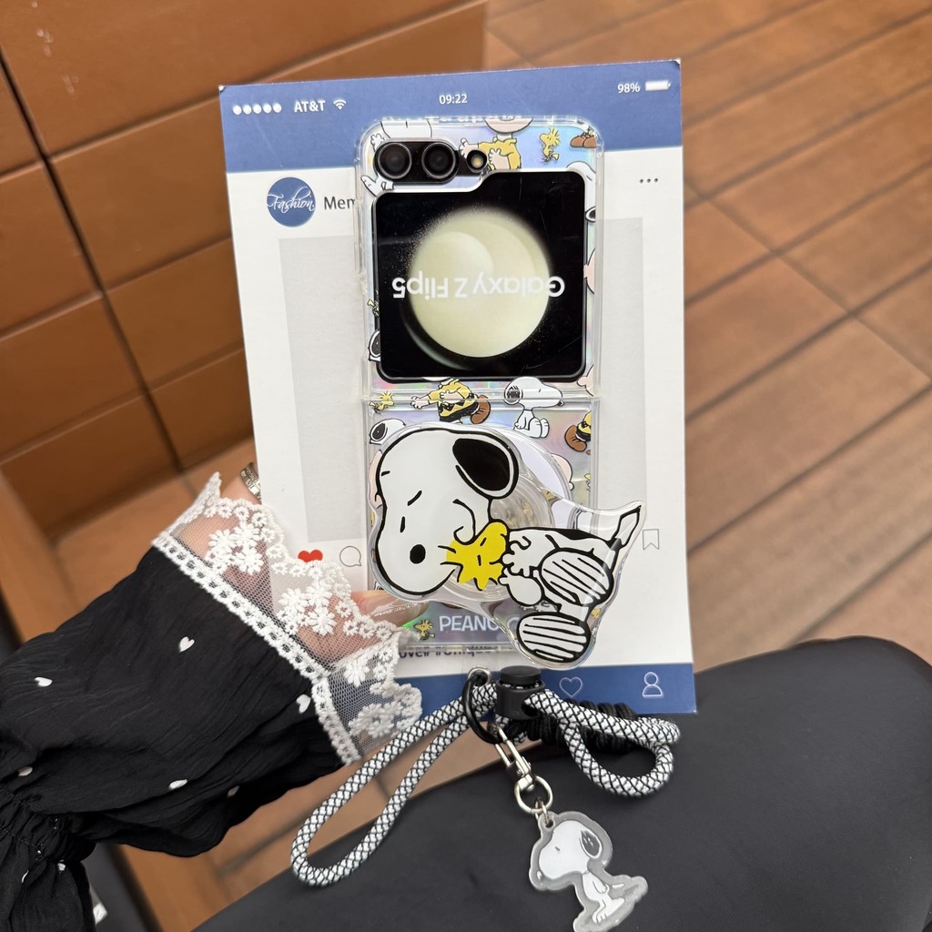 Flip7 Samsung Galaxy Z Flip5 เคสแม่เหล็กน่ารักการ์ตูน snoopy เมฆพร้อมโซ่วงเล็บ เคส Find N3flip Samsu