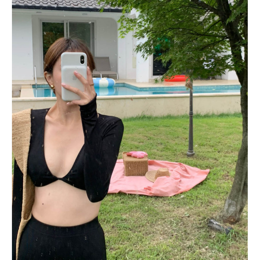 Gwenny M-XL สไตล์เกาหลีเซ็กซี่สีทึบเอวสูงลึก v ชุดว่ายน้ําผู้หญิงวันหยุดชายหาด