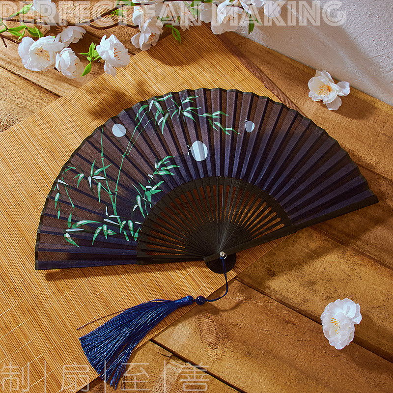 Dmo-Dmo พัดลมพับคลาสสิกพัดลมเต้นรํา Starry Sky พัดลมพับสไตล์จีนผู้หญิงพัดลมพกพาฤดูร้อนสไตล์โบราณ Bro