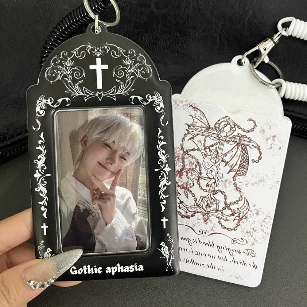 Uumir Kpop Photocard Holder,กระเป๋าจี้ ID Photo Display Card Holder, PVC Gothic Dark Series 3 นิ้วนักเรียนบัตรอาหารป้องกันเครื่องเขียนโรงเรียน