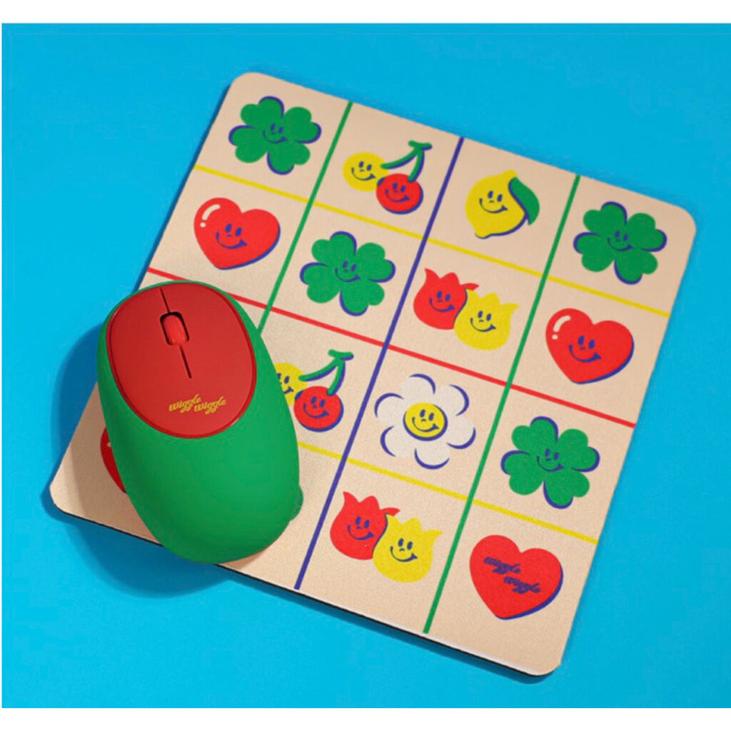 ลดเพิ่ม20% เหลือ280 ทักแชท / WiggleWiggle Mouse Pad : แผ่นรองเมาส์