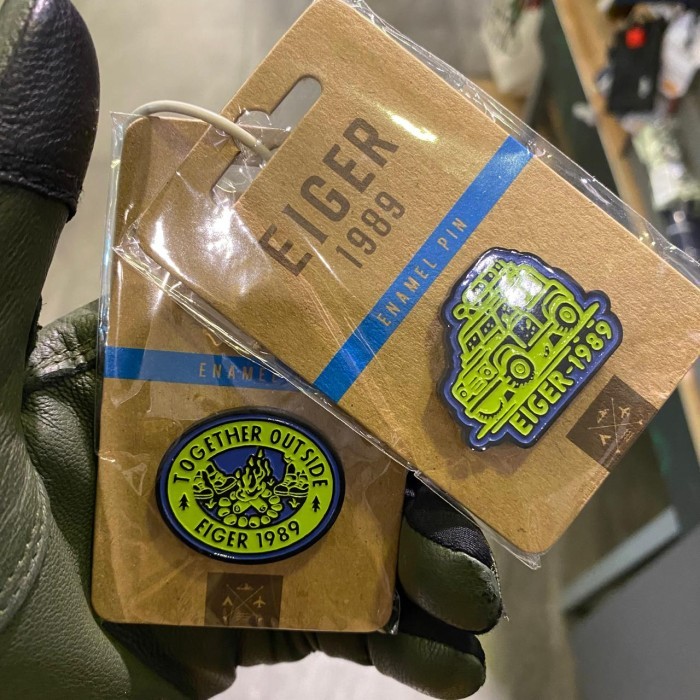 EIGER PIN ENAMEL PIN ARCHE & APPOLO ACRYLIC