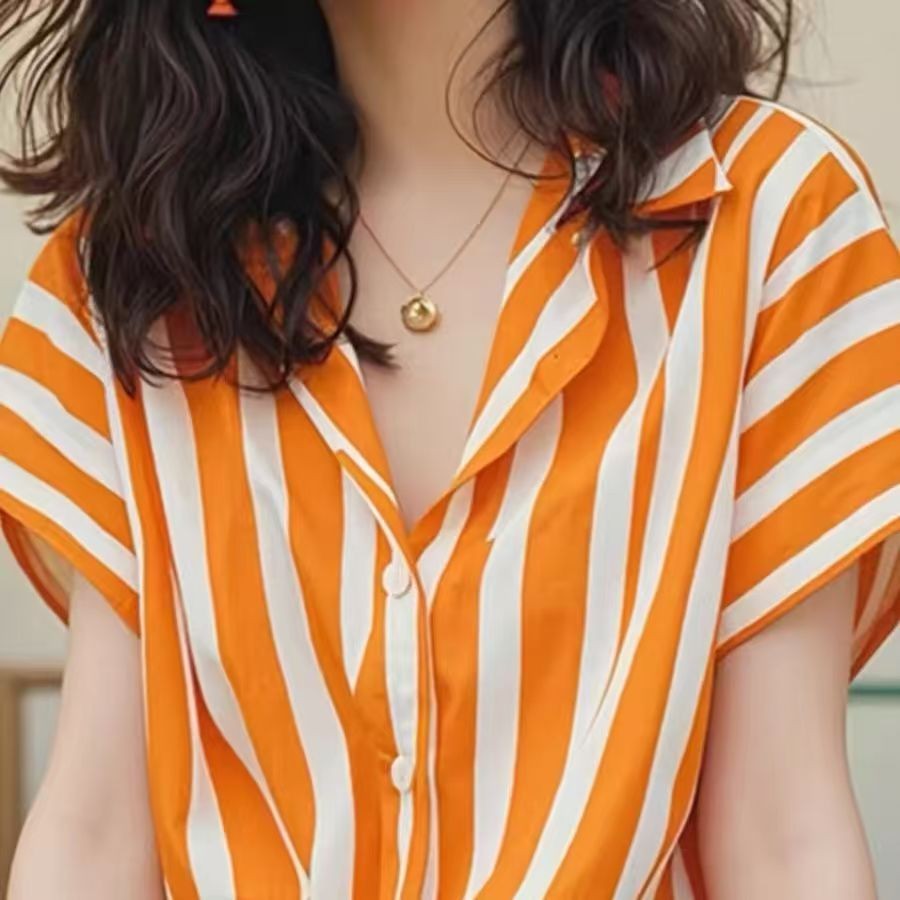 เสื้อแขนสั้นสไตล์ฝรั่งเศส สีส้ม มีลายเส้น ออกแบบพิถีพิถัน สวมใส่เบาๆ พร้อมลุคทันสมัย