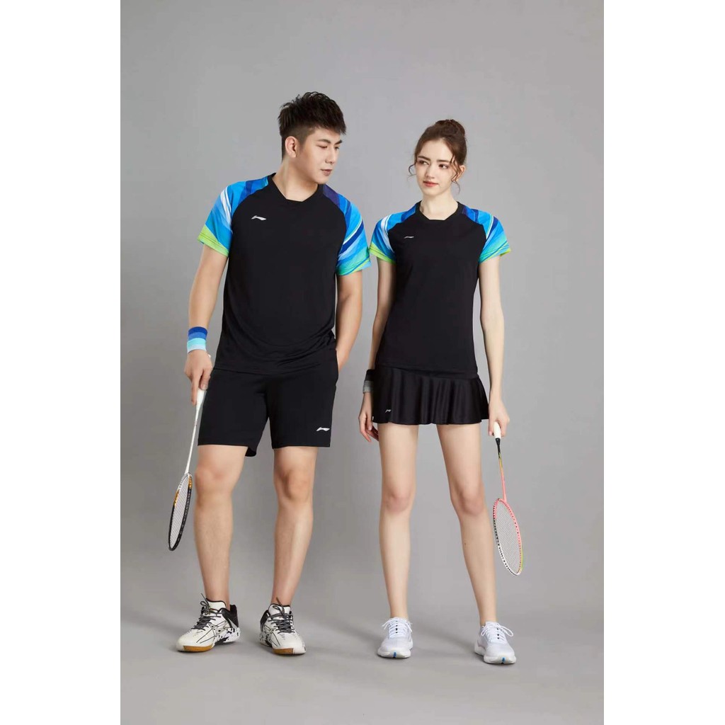LI NING เสื้อผ้ากีฬาสำหรับผู้ชายและผู้หญิง แขนสั้นแห้งเร็ว พร้อมส่งภายใน 48 ชั่วโมง