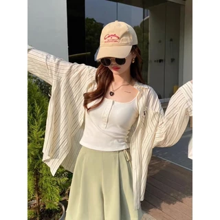 #475 เสื้อสายเดี่ยวเส้นเล็ก ฟองน้ำในตัวเย็บติดเนื้อผ้า ทรงสวยใส่สบายผ้านิ่มตกเเต่งกระดุมน่ารักเข้ารูป เซ็กซี่ สุดฮิต