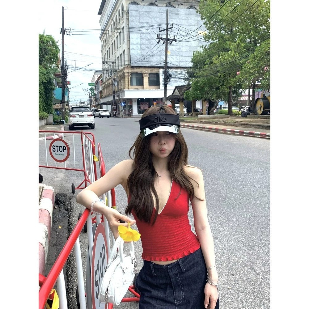 ออกแบบมาสาวร้อนลูกไม้เสื้อกั๊กแน่น