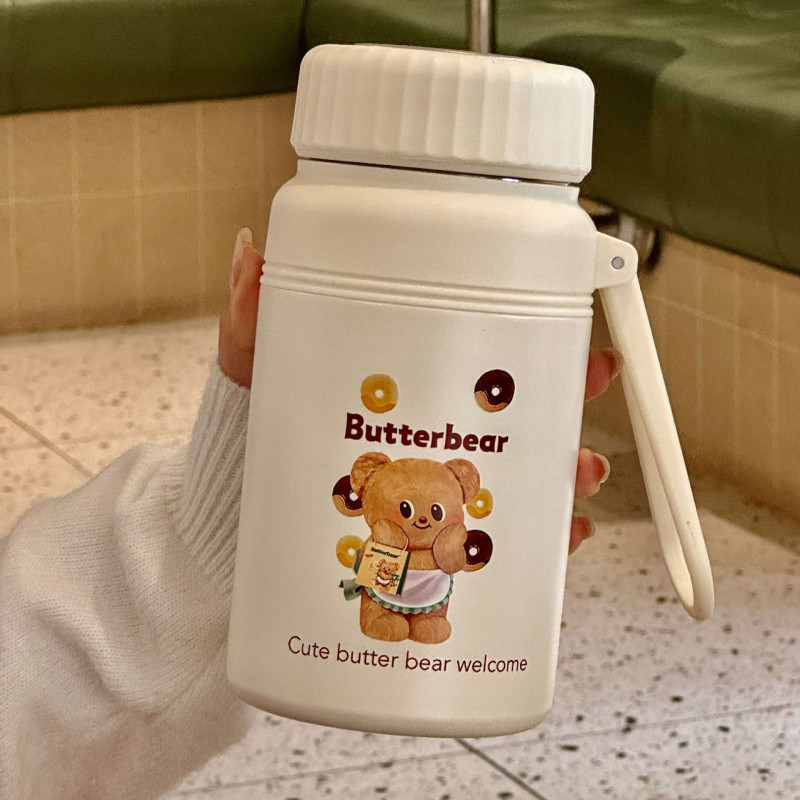 บริการจัดส่งในพื้นที่) xiao.Butter Bear Water Cup 500/1,000ml ถ้วยน้ําน่ารักความจุขนาดใหญ่ ถ้วยฟางพลาสติก - รูปที่ 5