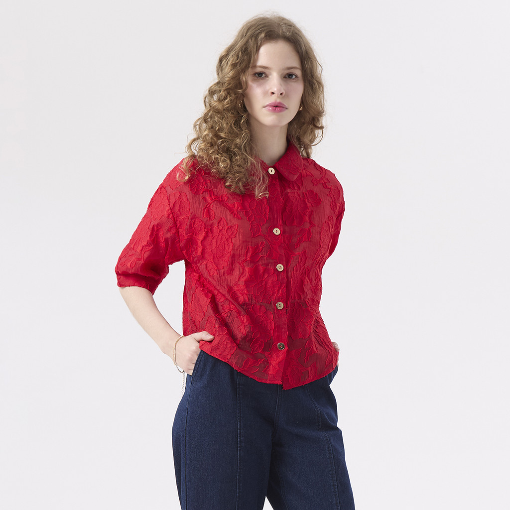 EP เสื้อเชิ้ตลายดอกไม้สีแดง ผู้หญิง สีแดง I Red Floral Burnout Shirt I 05049
