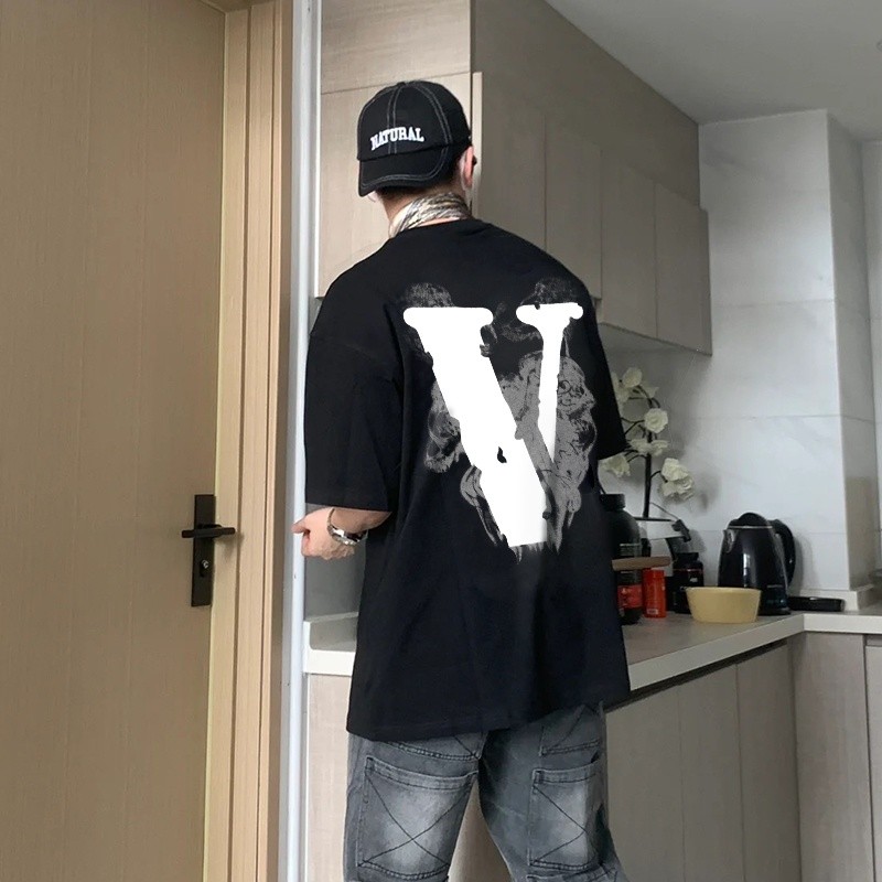 【2025】 Vlone STAPLE เสื้อยืดแขนสั้นลําลอง คอวี ทรงหลวม ลาย Washington Limited Smoke Big แฟชั่นฤดูร้อ