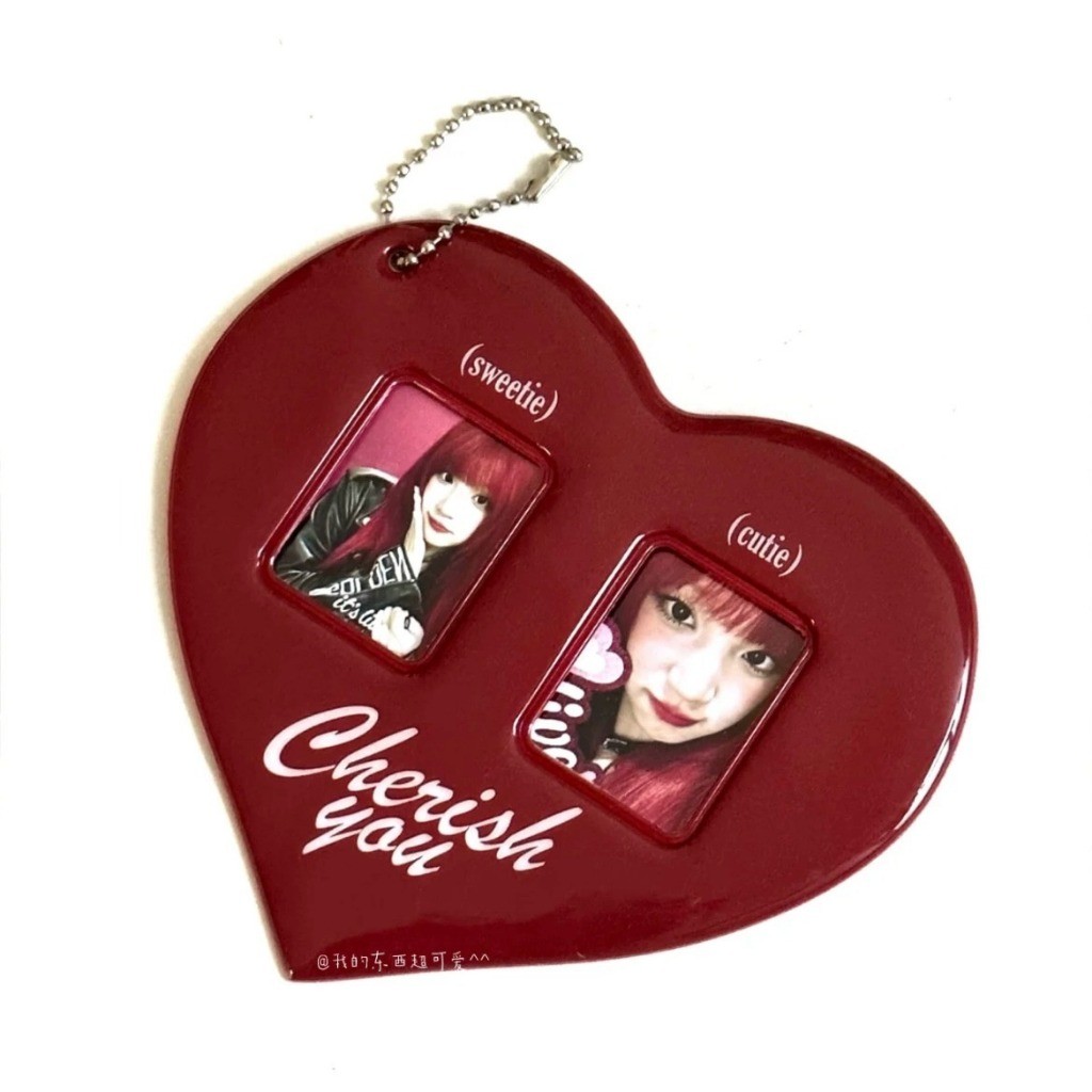 【🔥มาถึงภายใน 3 วัน】จี้หัวใจ ins ลม PVC สีแดงและสีดำรักซองการ์ด ID บัตรขนาดเล็ก บัตรประชาชน โฟลเดอร์รูปภาพ พวงกุญแจ