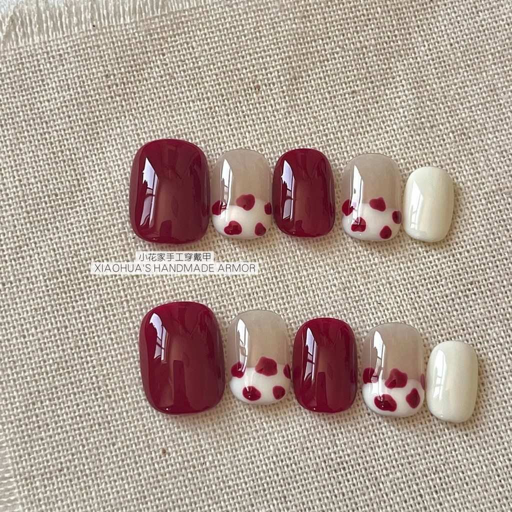เกรดพรีเมียมHANDMADEPress On Nails ชุดเล็บปลอมแบบใช้ซ้ําได้เล็บสั้น Shining เล็บปลอมสไตล์ฝรั่งเศสสติกเกอร์เล็บเล็บฟรีกาวเยลลี่รวม