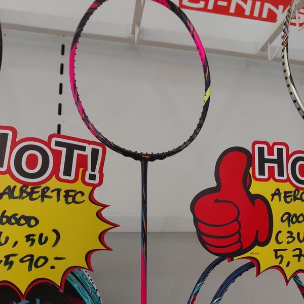 ไม้แบดมินตันlining bladex 900 new