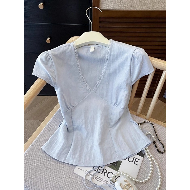 LINNA~Tสีทึบ คอวี ลูกไม้ แขนสั้น เสื้อเชิ้ต สไตล์ใหม่ เวอร์ชั่นเกาหลี สไตล์หวาน