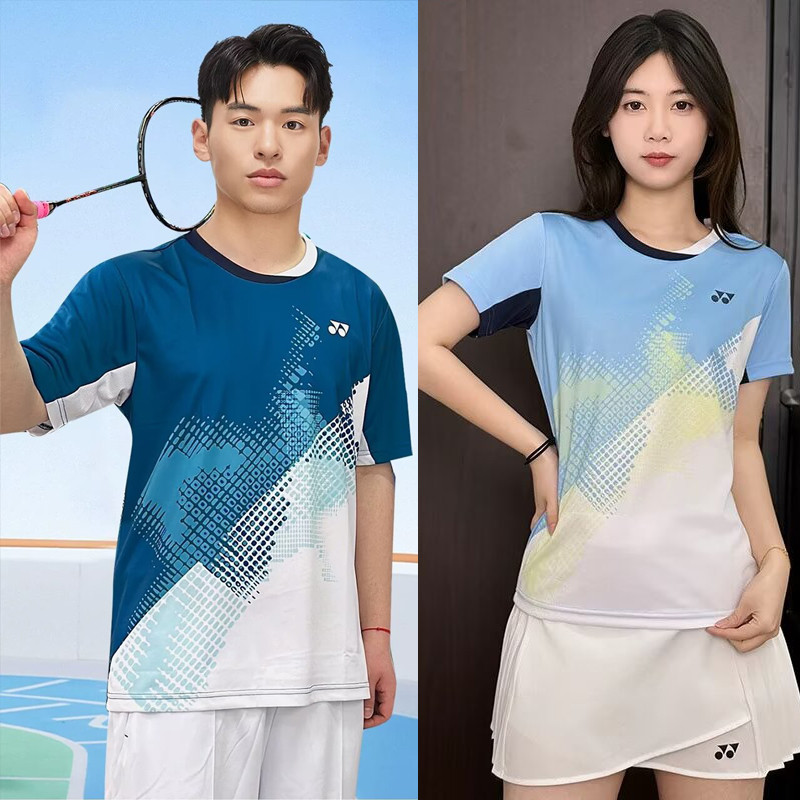 ใหม่ 2025 แบดมินตันเสื้อยืดผู้ชายและผู้หญิง เสื้อกีฬาระบายอากาศสำหรับฤดูร้อน แขนสั้น