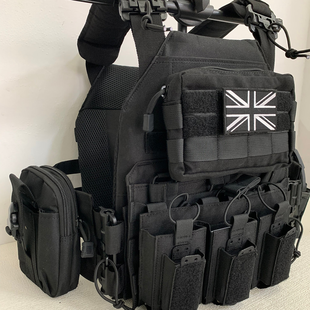 ชุดเกราะยุทธวิธีสีดำใหม่แบบปลดเร็วระดับ 3 เกียร์ Dark Night Ghost JPC Mission Call Cosplay Multi Vest