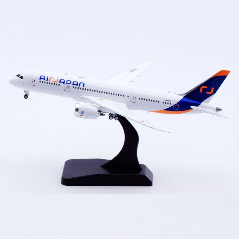 1: 400 JC Wings Alloy Airliner รุ่น Japan Airlines Boeing B787-8 JA801A