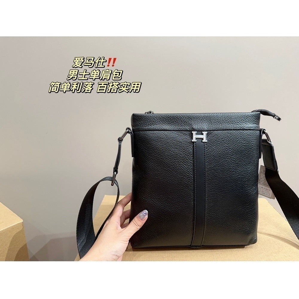 [ยิงจริง H3RM3S] กระเป๋าสะพาย Messenger Bag กระเป๋าแฟชั่น กระเป๋าหนังแท้ กระเป๋าลําลอง All-Match Bag