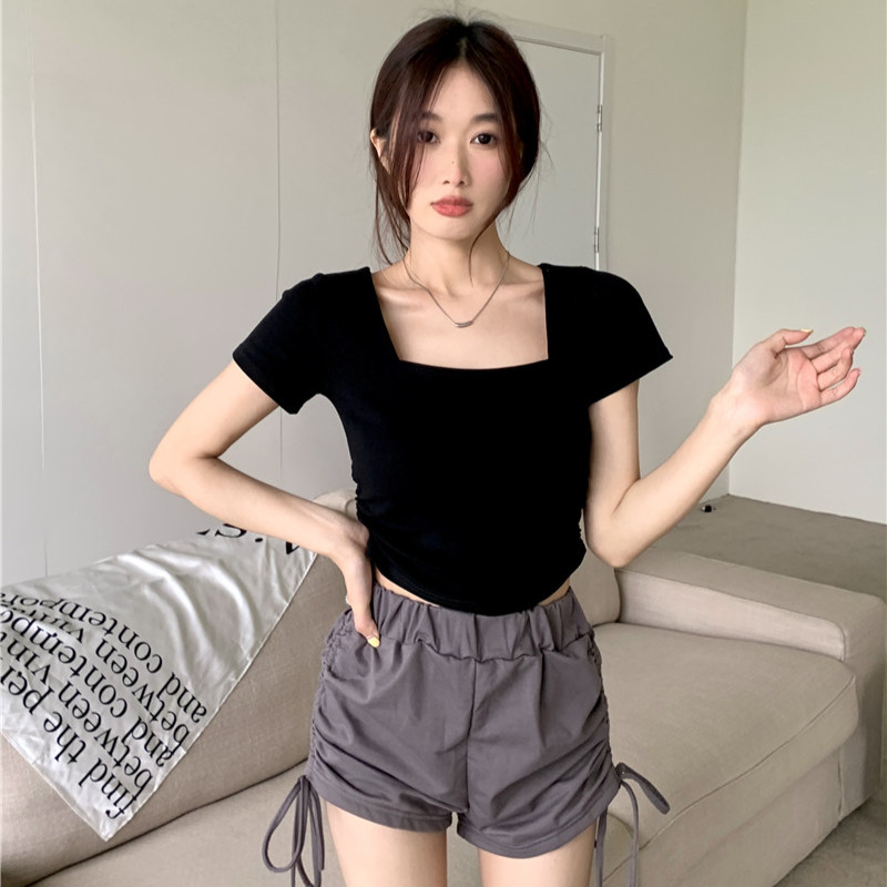 Beryl🌻เสื้อคอเหลี่ยมแขนสั้นผู้หญิงฤดูร้อน ใหม่เสื้อยืดสั้นลำลองสลิมฟิตเกาหลีแฟชั่นเสื้อแข็ง