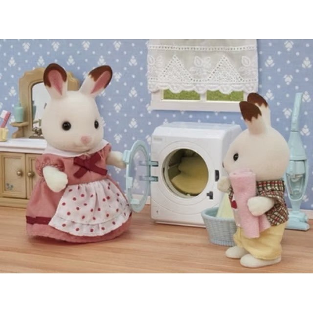 🏠 เครื่องซักผ้าที่หมุนถังซักได้ และเครื่องดูดฝุ่น ซิลวาเนียนแท้ Laundry & Vacuum Cleaner : Sylvanian