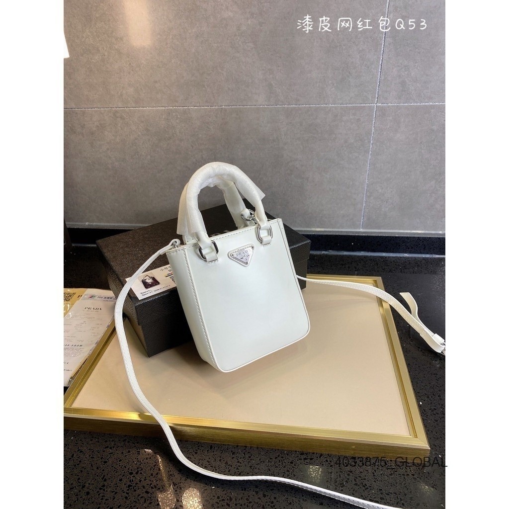 Classic mini (el105-0) ถุงบรรจุผู้หญิง handbegs+ฟรี handbegs+ฟรีหนังสามเหลี่ยม () กล่อง 5 สี begs