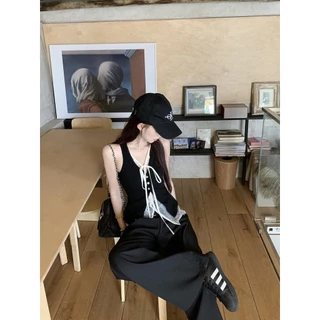 Veewink พร้อมส่งจากกทม mini top เสื้อลูกไม้ โบว์ไท คอวีแขนกุด เซ็กซี่เท่