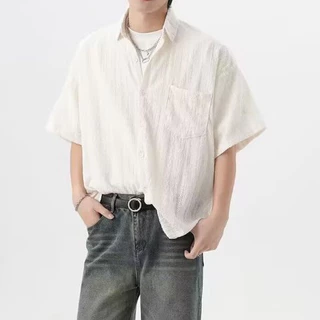 【จัดส่งที่รวดเร็ว】เสื้อเชิ้ตเกาหลี สไตล์ฮาวาย การออกแบบแกะสลักกลวง oversize เสื้อคู่ เสื้อนักศึกษาแขนสั้น แฟชั่นผู้ชาย