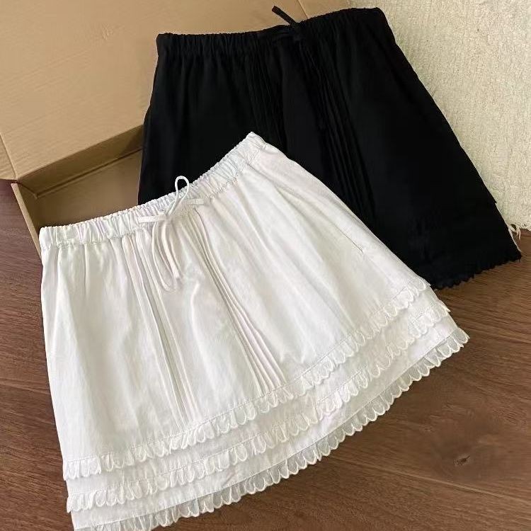 กระโปรงสีดำผู้หญิงฤดูร้อนใหม่ Pleated Lace ทรงเอเอวสูง
