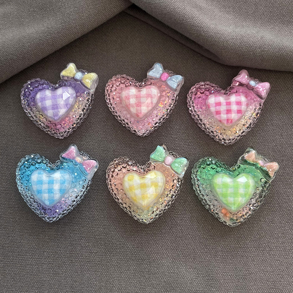 10 ชิ้น Shinny ลายสก๊อตโบว์หัวใจเรซิ่น Charms สําหรับ DIY (6-253)
