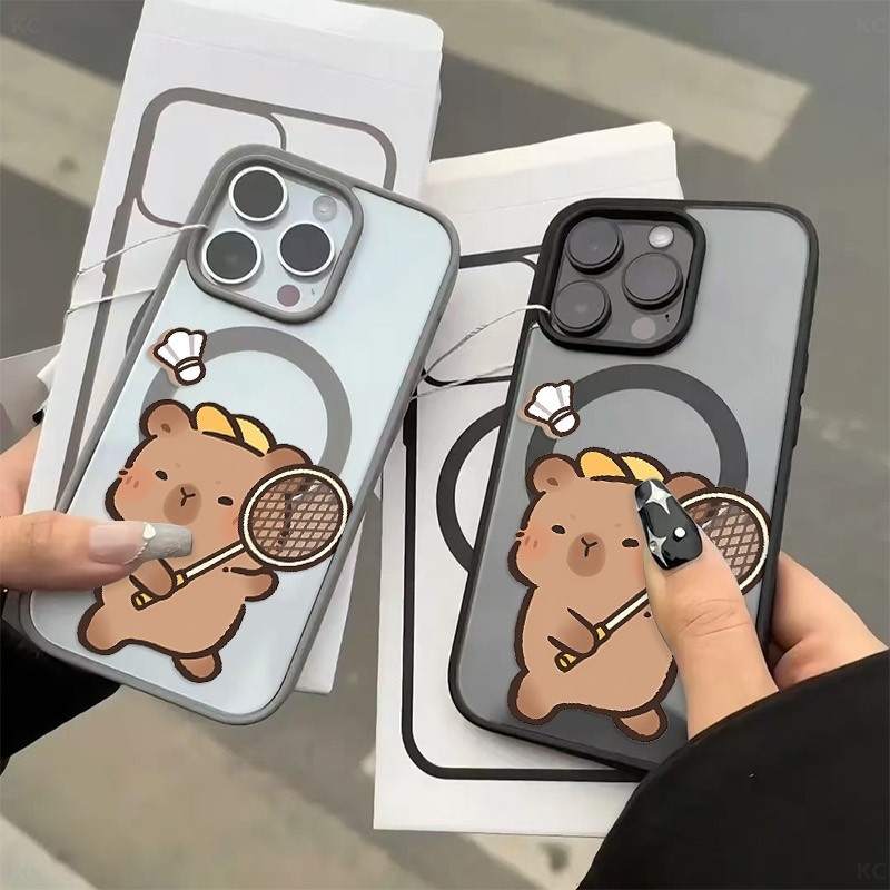 เคสโทรศัพท์ลายการ์ตูนคาปิบาราเล่นบอลน่ารัก แม่เหล็ก เหมาะสำหรับ iPhone 16 Pro Max 15 Pro 14 Pro 13 Pro Max 12 11 Pro 16 Pro 15 Plus โปร่งใส กันกระแทก ป้องกันการเหลือง ทนต่อแรงกระแทก เคสนุ่มป้องกัน