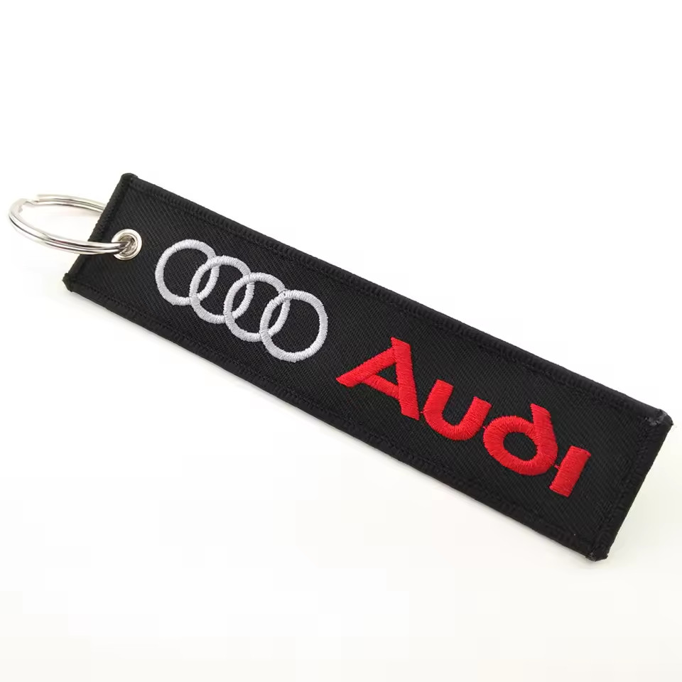 แฟชั่นรถพวงกุญแจจี้สิ่งทอเย็บปักถักร้อยแหวนสําหรับ Audi A1 A3 A4 A5 A6 A7 A8 Q2 Q3 Q5 Q7 TT S line S