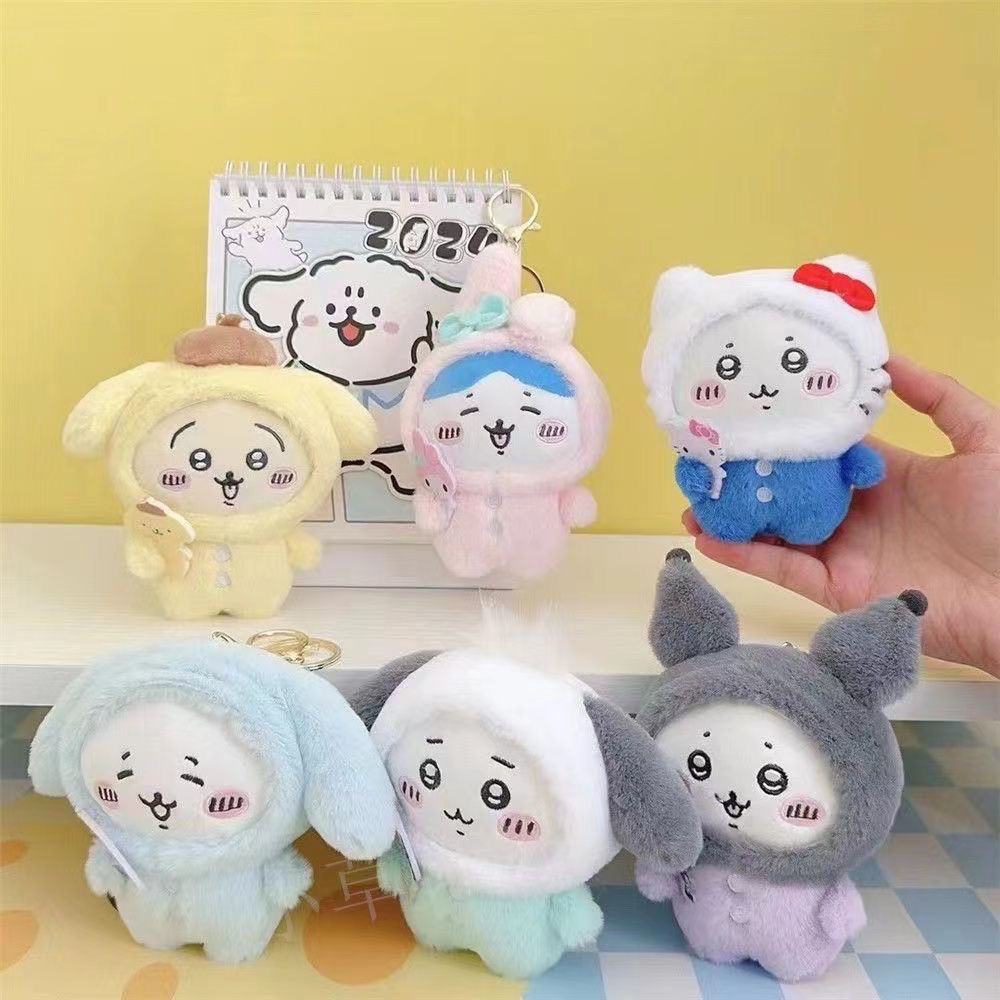 Sanrio Chikawa ตุ๊กตาจี้ตุ๊กตา Chikawa Chiikawa Chiikawa พวงกุญแจตุ๊กตาน่ารัก 61404