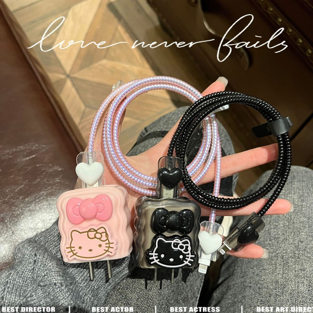 4 in 1/น่ารัก Hello kitty DIY 18w/20w Charger Protector ชุด Charger Case Cable Protector สําหรับ iPhone11 12 13 14 15 16pro max