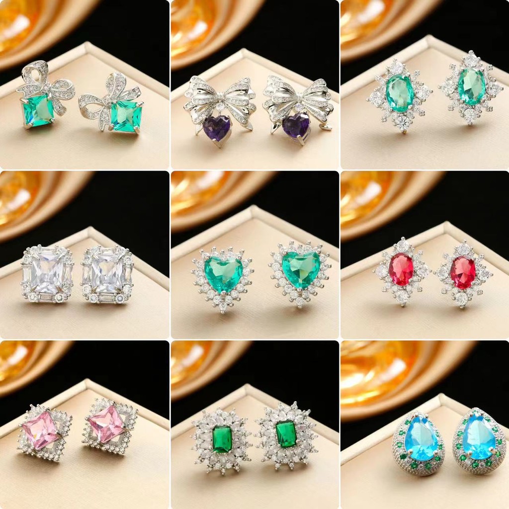 ระเบิดแฟชั่นไทเทเนียมเหล็กชุบ 18เค ทองสี่ใบโคลเวอร์ต่างหูหญิงอเนกประสงค์อารมณ์หวานสไตล์โรงงานขายส่ง