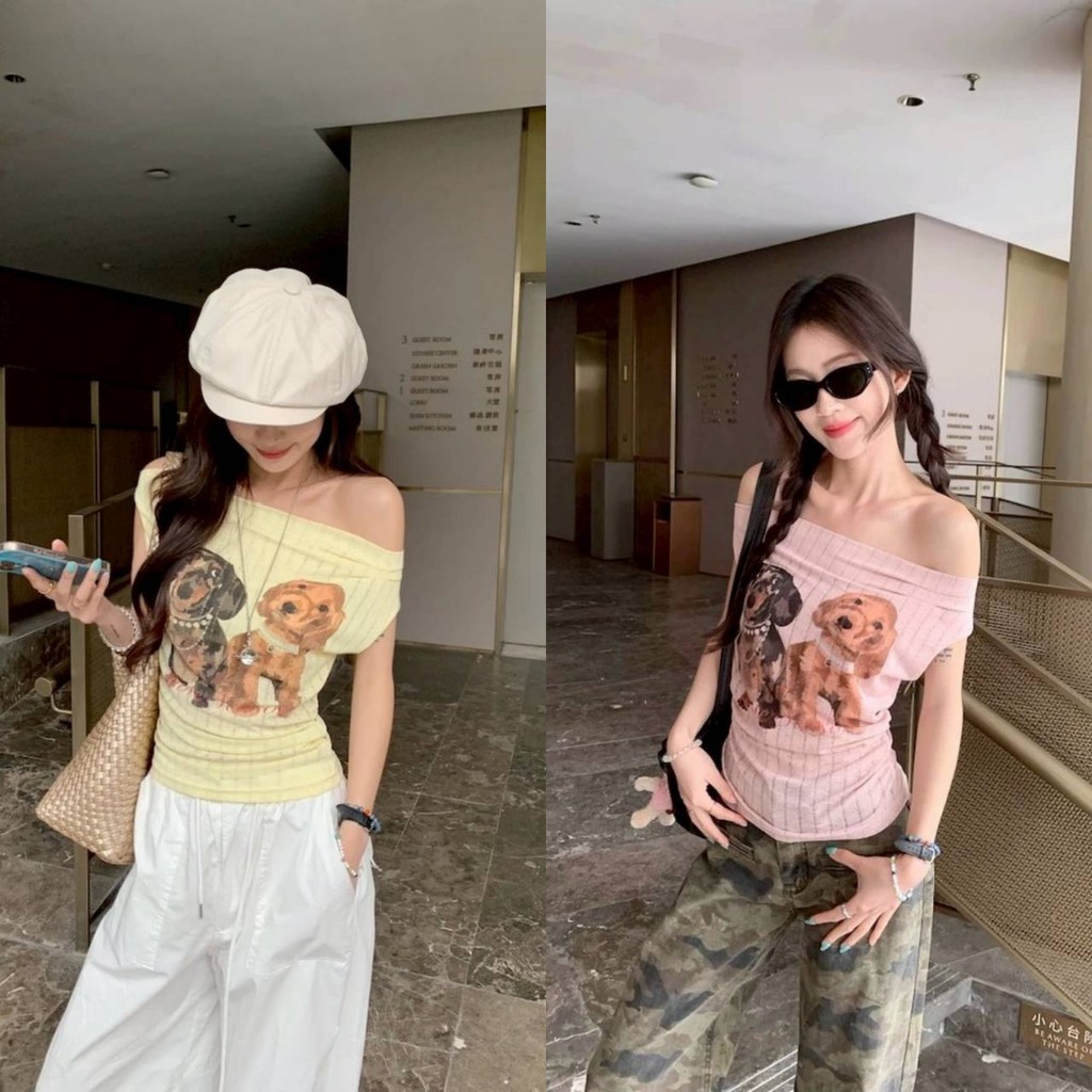 พร้อมส่งจากไทย (M1086) เสื้อไหมพรมเปิดไหล่ แขนสั้น ลายน้องหมา สีชมพูเหลือง
